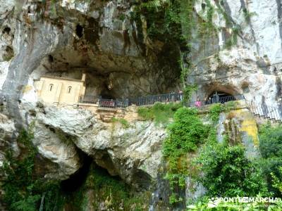 Descenso Sella - Lagos de Covadonga; puente de san isidro; senderismo trekking;power walking madrid